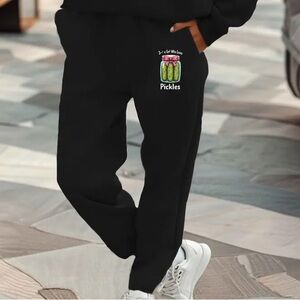 Black 'Just a a Girl Who Loves Pickles' Joggers Size S
